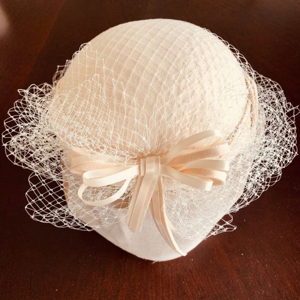 Hat & Veil Fascinator Satin Trim Bow MINT by Georgette Wedding Bridal Derby